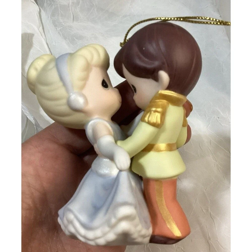 Disney Cinderella & Her Prince Hallmark Keepsake Precious Moment Ornament NIB